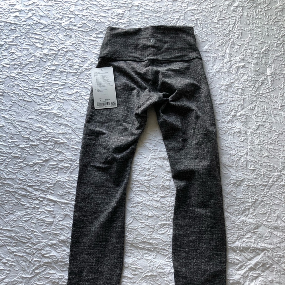 NWT Lululemon Wunder Under legging